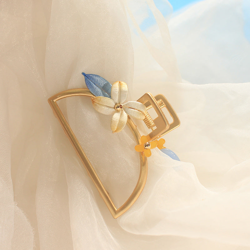 MOSiQ | Day of the Dead Flower Festival Hair Crown Wrapped With Flower Hairpin