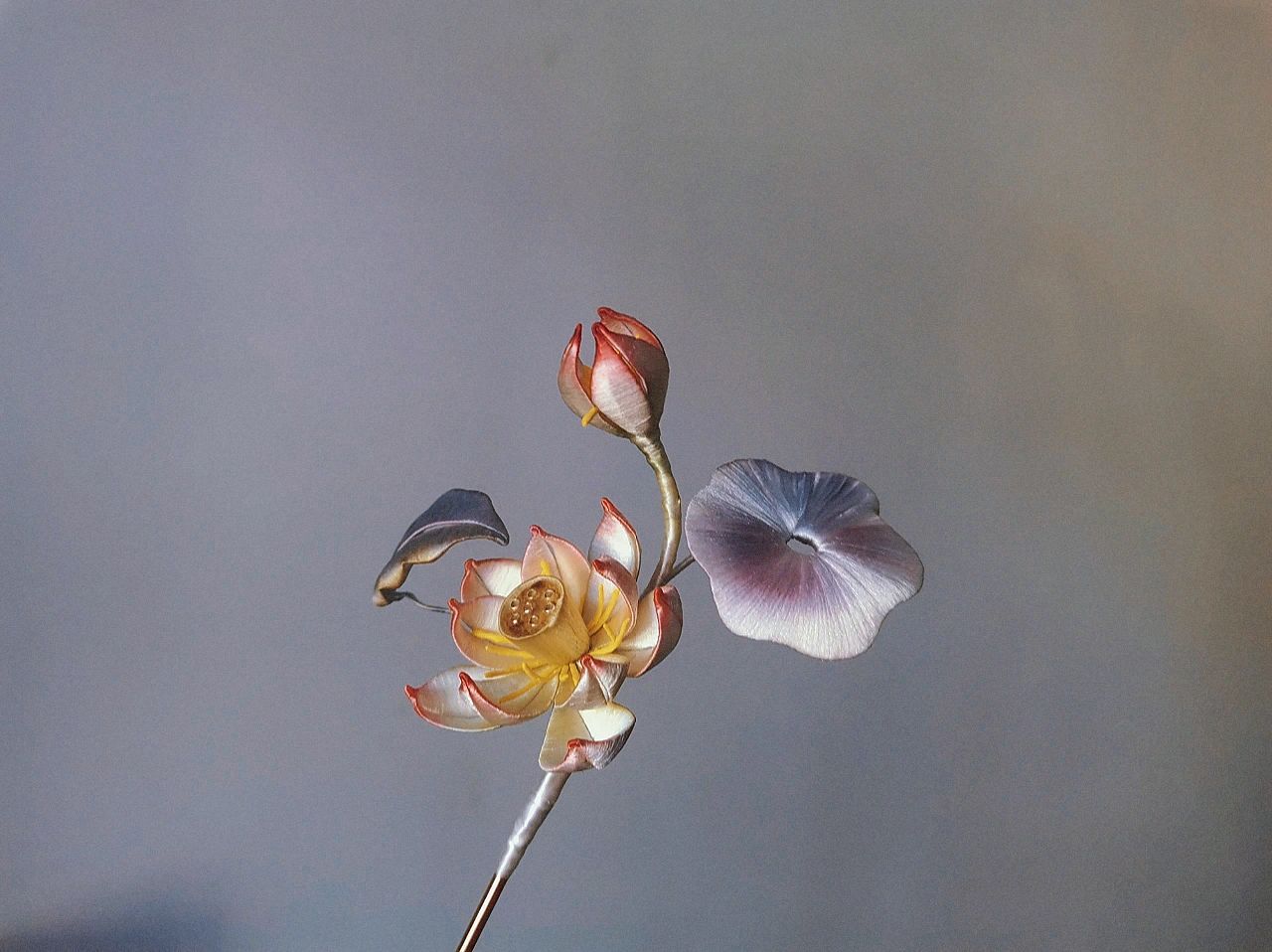 MOSiQ | Day of the Dead Flower Festival Hair Crown Wrapped With Flower Hairpin
